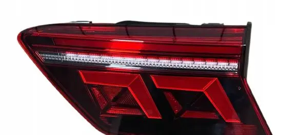 Volkswagen Tiguan Rear/tail lights 5NA945308H
