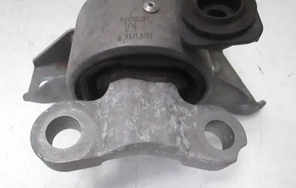 Opel Corsa E Engine mount vacuum valve 
