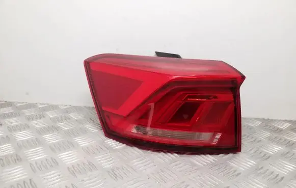 Volkswagen T-Roc Rear/tail lights 2GA945095