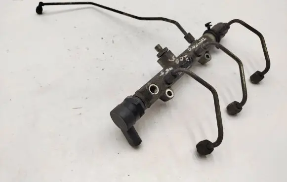 Fuel main line pipe