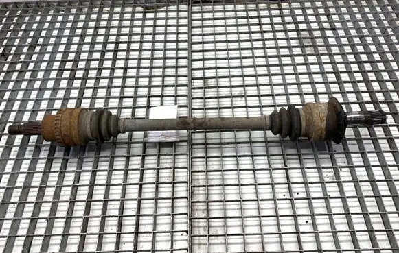 Rear driveshaft