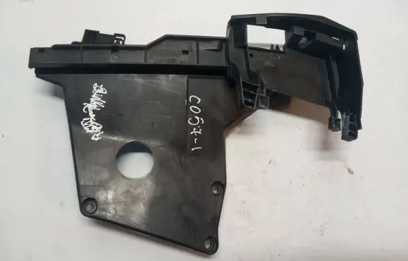 Front door exterior handle/bracket