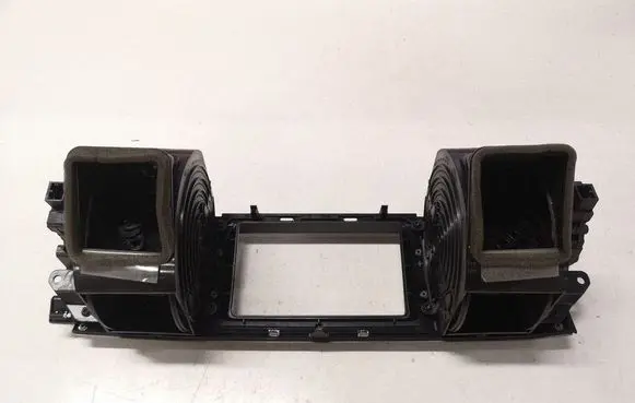 Jaguar XF Dash center air vent grill 8X2319K617 06620 06619