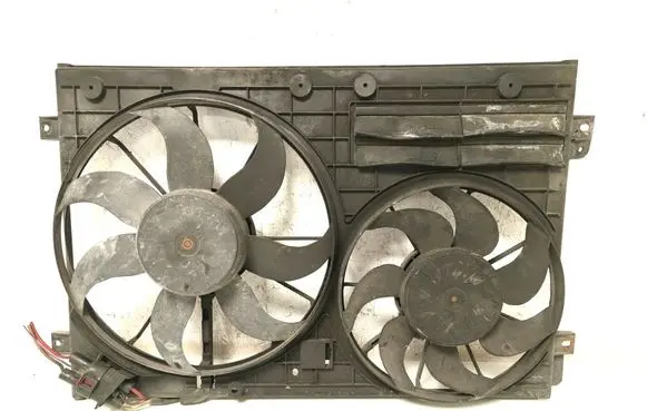Volkswagen Tiguan Radiator cooling fan shroud 1K0121207BC