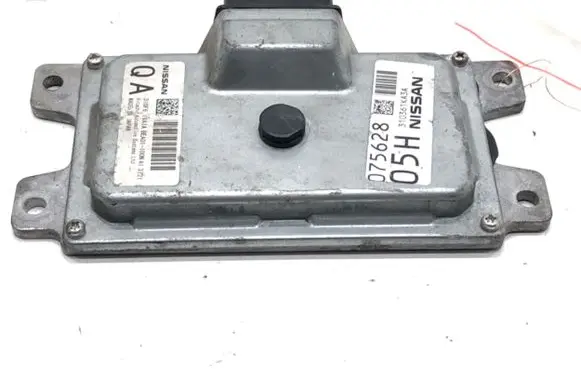 Nissan Juke I F15 Gearbox control unit/module 310F61VA1A