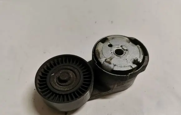 Dodge Durango Generator/alternator belt tensioner 05281266AA