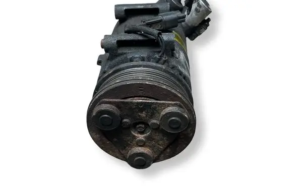 Ford Mondeo MK IV Air conditioning (A/C) compressor (pump) AV6119D629DB