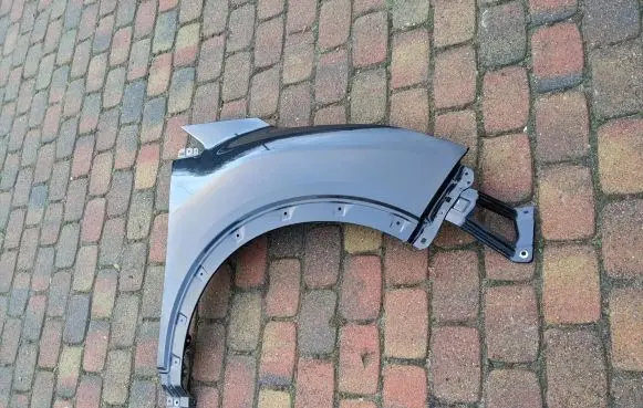 Mitsubishi Eclipse Cross Fender
