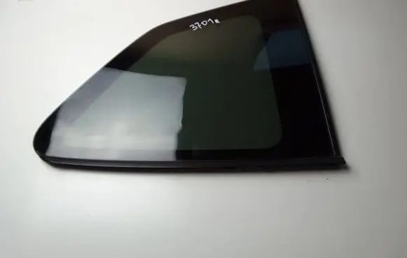 Subaru Forester SK Rear side window 43R006714