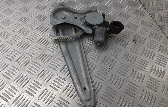 Toyota Auris 150 Rear door window regulator with motor 85710-0D100