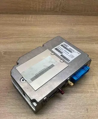Audi A8 S8 D3 4E Video control module 4E0862333B 4E0910333C 065