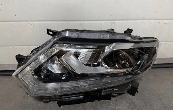 Nissan X-Trail T32 Headlight/headlamp XTRAILT32FULLLED