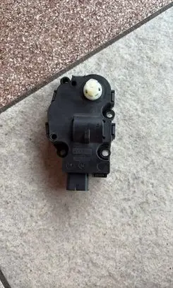 Mercedes-Benz C W204 Air flap motor/actuator A2219066900