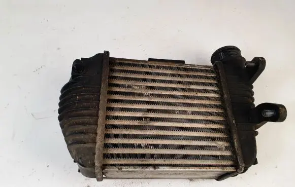 Audi A6 S6 C6 4F Intercooler radiator