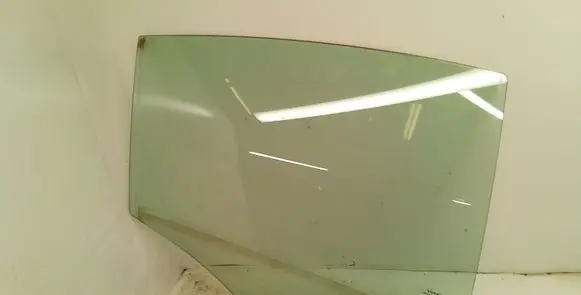 Volvo S60 Rear door window glass 43R001105 31385417
