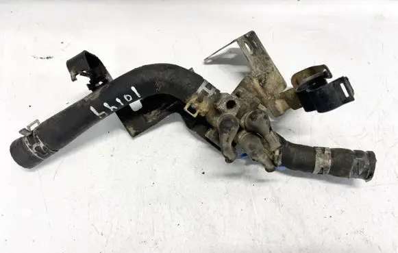 Suzuki Grand Vitara II Engine coolant pipe/hose