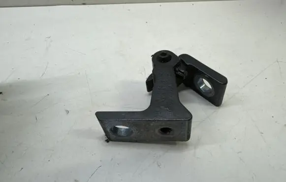 Audi A8 S8 D4 4H Front door upper hinge 4H0831401A