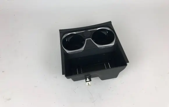Cup holder front
