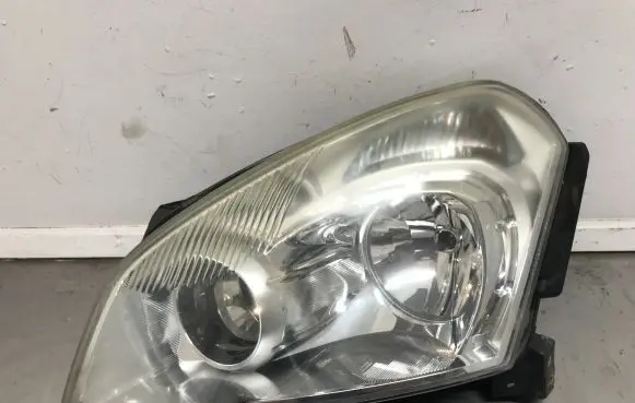 Nissan Qashqai Headlight/headlamp 26060JD00A