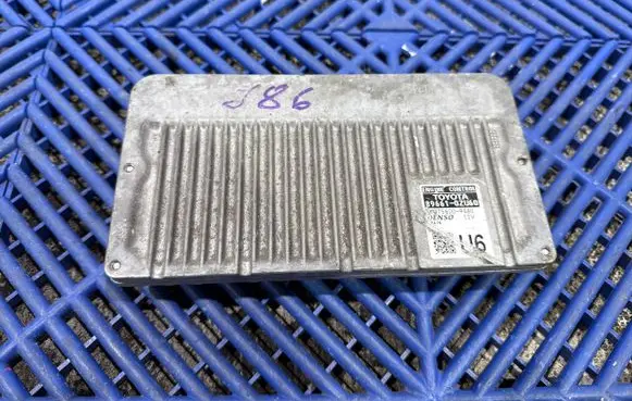 Toyota Auris E180 Engine control unit/module 896610ZU60 B2756009480