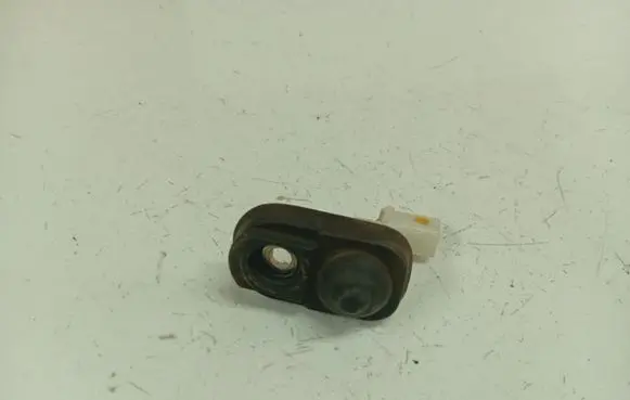 Nissan Pixo Front door sensor