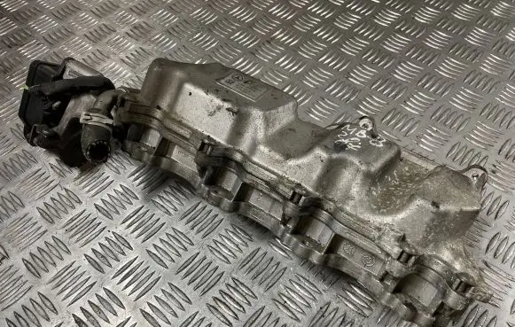 Mercedes-Benz B W245 Intake manifold A6400901237 70002928 0630600428