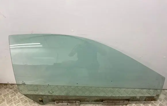 Peugeot 406 Front door window/glass (coupe) 43R000982