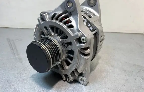 Subaru Outback (BS) Generator/alternator 23700AA951