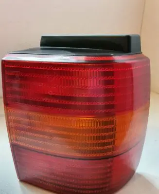 Volkswagen PASSAT B4 Rear/tail lights 3A9945112