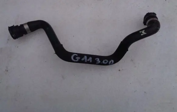BMW 7 G11 G12 Engine coolant pipe/hose 8572908