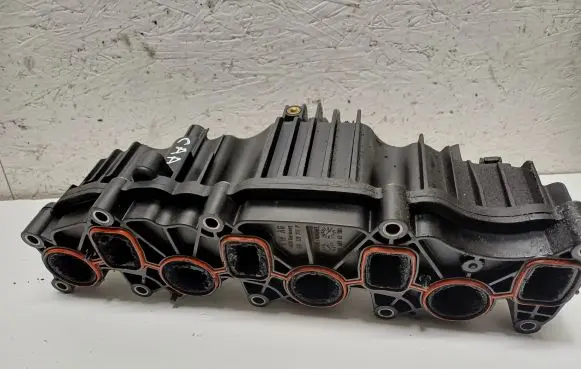 Volkswagen Transporter - Caravelle T5 Intake manifold 03L129711P