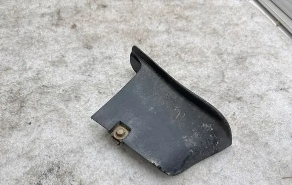 Tesla Model X Rear mudguard 104563600D