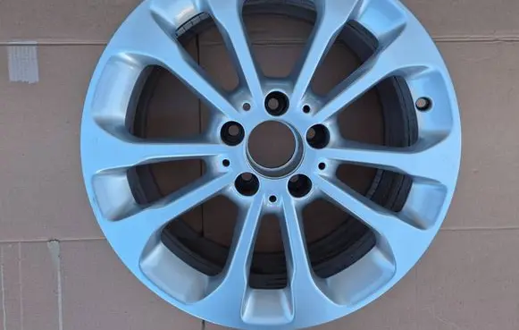 Mercedes-Benz GLA W156 X156 R17 alloy rim A1564011700-BAX A1564011700