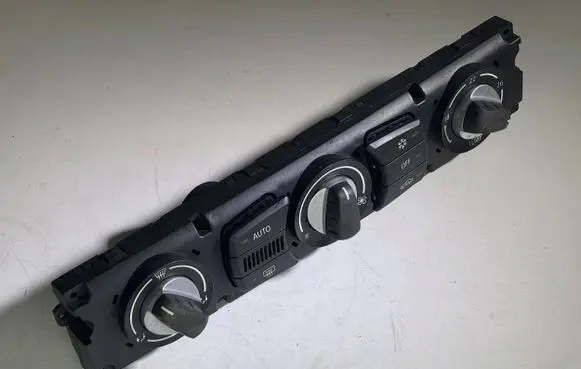 BMW 5 E60 E61 Climate control unit 9177712