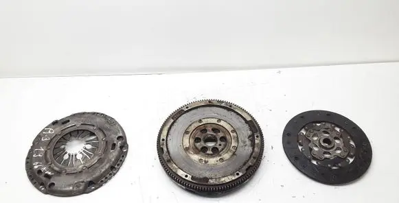 Audi A3 S3 8L Clutch set kit 038141025D 038141032D