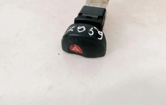 Renault Scenic I Hazard light switch 841043