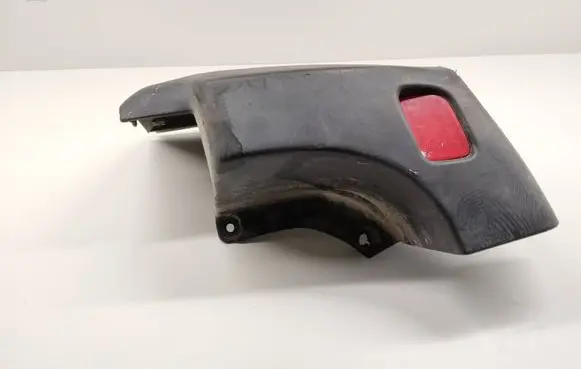 Rear bumper corner part panel trim