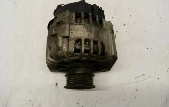 Renault Kangoo I Generator/alternator 8200022774