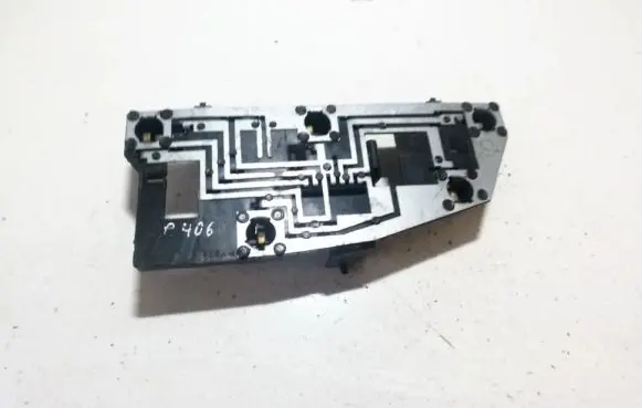 Peugeot 406 Tail light bulb cover holder 2255d