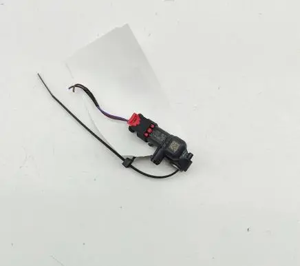 Tesla Model 3 Airbag deployment crash/impact sensor 147344700B