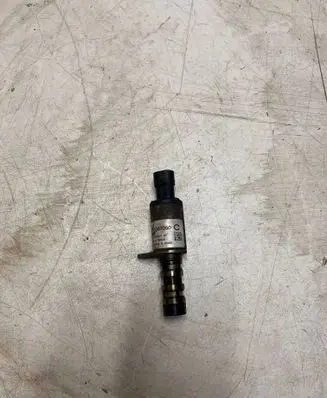 Opel Zafira B Camshaft vanos timing valve 55567050 F34755501