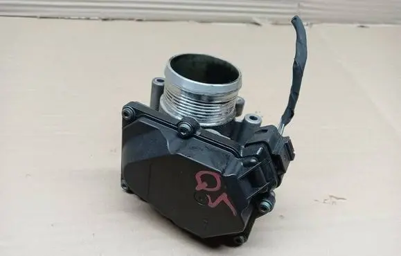 Audi Q5 SQ5 Throttle valve 03L128063K A2C53369978 1207101408