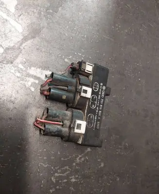 Ford Galaxy Coolant fan relay 701919506A 898726000