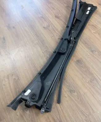 Wiper trim