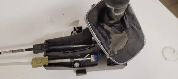 Opel Insignia A Gear shifter/selector 55576239 55563829