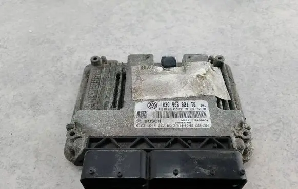 Volkswagen Golf V Engine control unit/module ECU 03G906021TQ