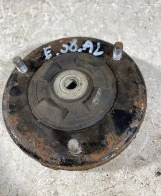 BMW 7 E38 Rear coil spring rubber mount 33521094091