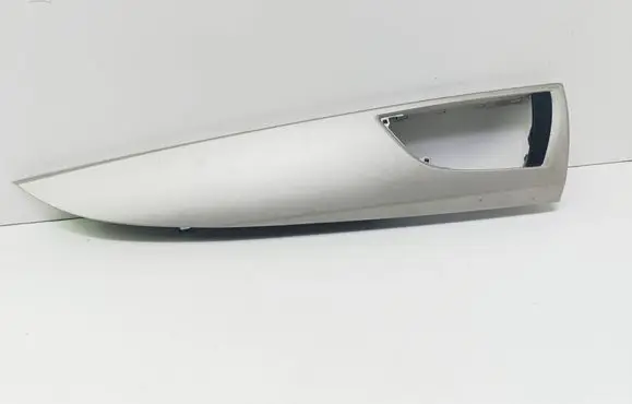 BMW 1 F20 F21 Dashboard glove box trim 9205366