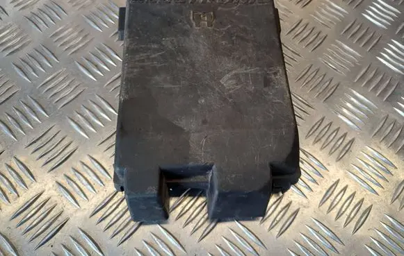 Citroen Berlingo Fuse box cover 