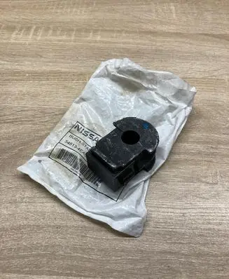 Nissan Qashqai Front anti-roll bar/stabilizer link 546134EA0B